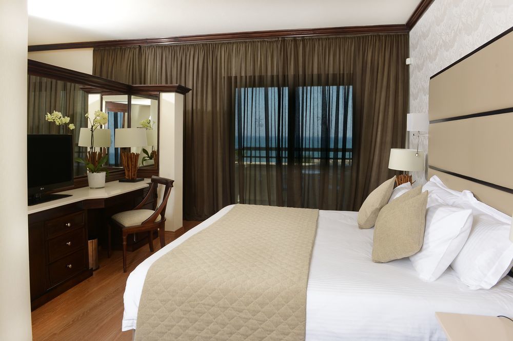 Palm Beach Hotel & Bungalows Lárnaca Exterior foto